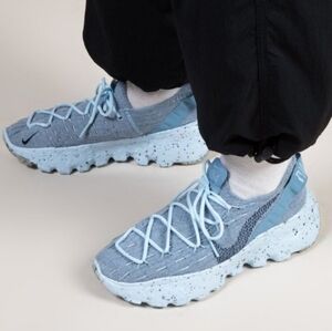 Nike Space Hippie 04